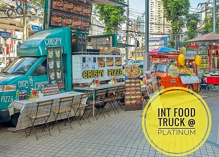 酒店 Family Hub @ Pratunam 5 - Group + Free Pickup 3*