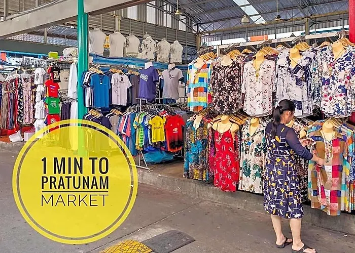 Family Hub @ Pratunam 5 - Group + Free Pickup 酒店 3*
